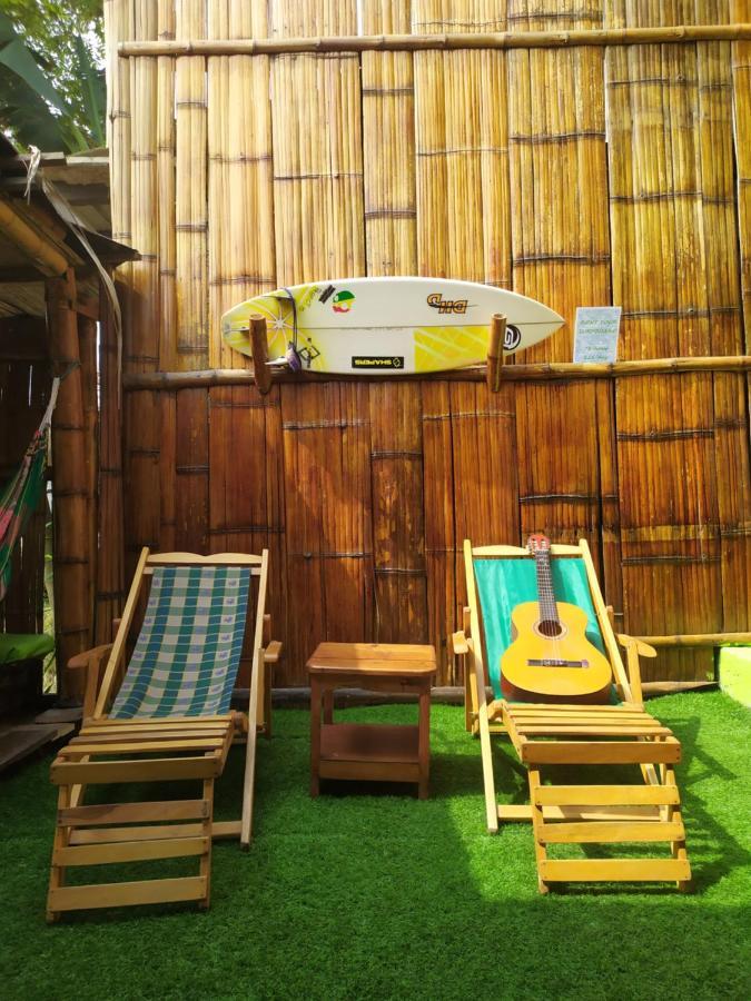 Iguana Beach House Pansiyon Montañita Dış mekan fotoğraf