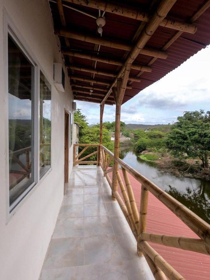 Iguana Beach House Pansiyon Montañita Dış mekan fotoğraf